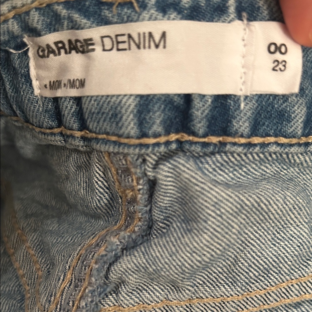 Garage Distressed Light Blue Boyfriend Jeans - Picture 3 of 3